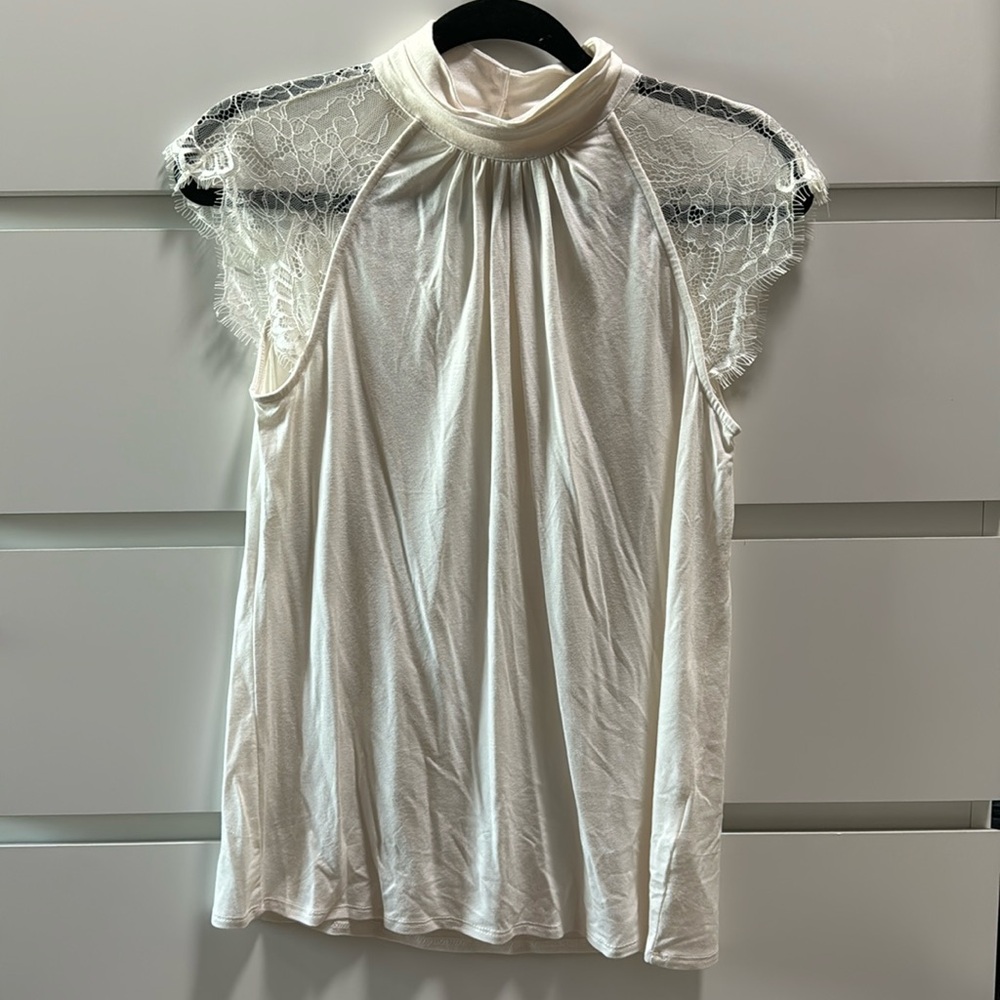 Lace Sleeved Turtle Neck Blouse
